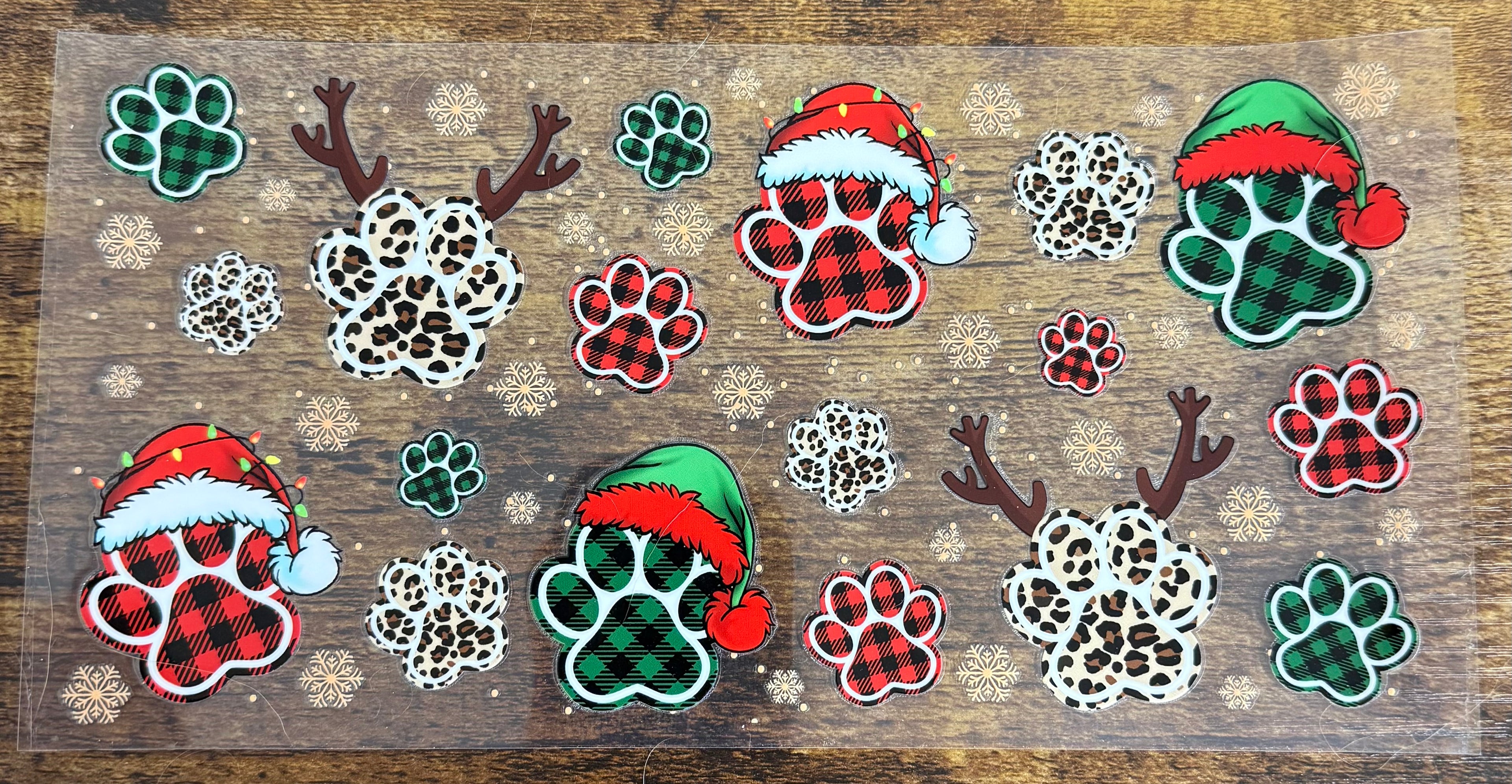 Christmas paw prints